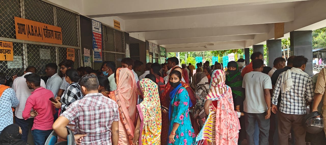 पंडित दीनदयाल राजकीय अस्पताल की बत्ती गुल 
