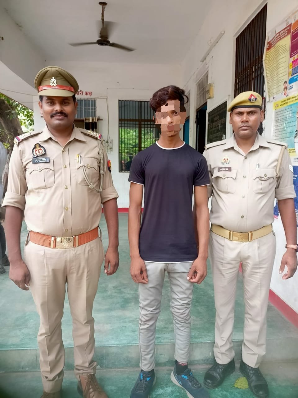 *राजातालाब पुलिस ने दुष्कर्म के आरोपी अभियुक्त रामपाल बिन्द को किया गिरफ्तार अपहृता बरामद* 