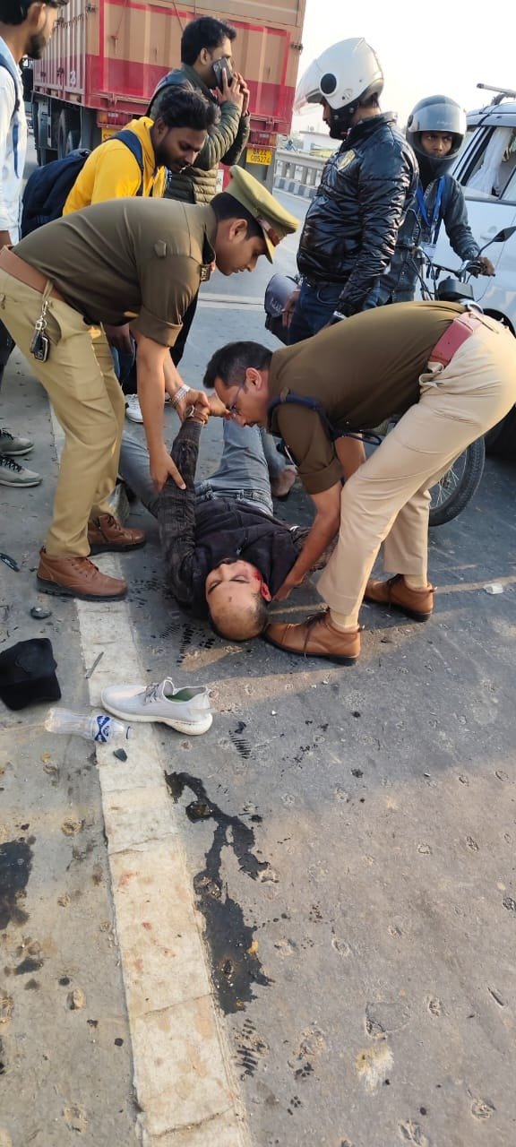 पुलिस उपायुक्त आकाश पटेल ने दिखाए मानवी रूप