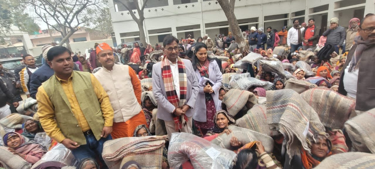 गरीबों ,जरूरतमंदों की सेवा भगवान की सेवा के समान