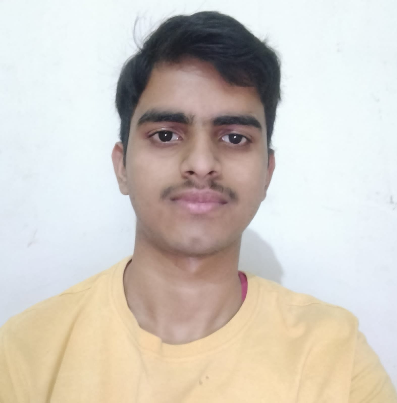 उदय प्रताप इण्टर कालेज के प्रियांशु और आशुतोष ने जेईई मेंस क्वालिफाई कर बढ़ाया विद्यालय का मान 
