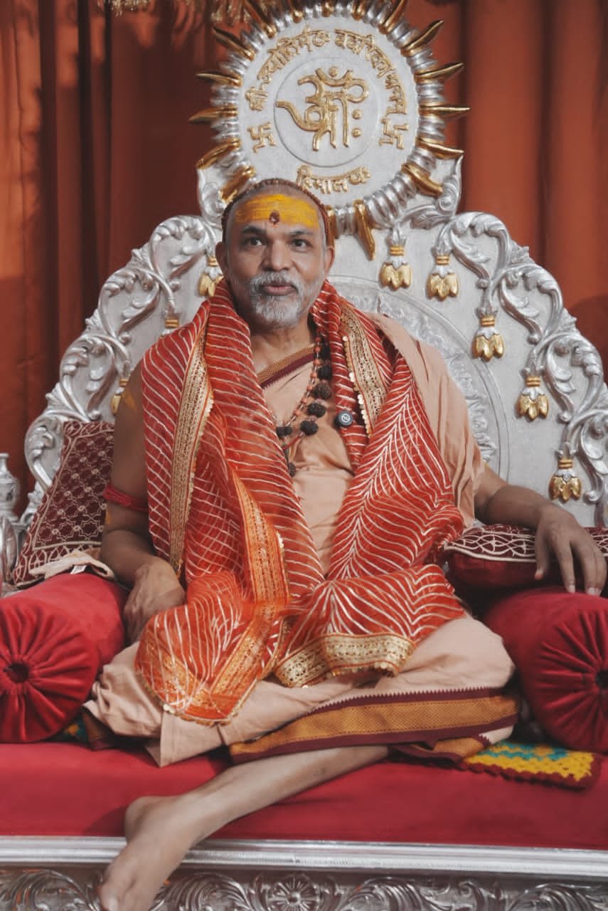 *लोक-परलोक के भोगों से विरक्ति ही वास्तविक संन्यास है