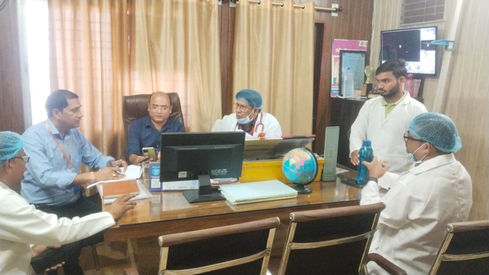 सीएचसी शाहगंज का एसआरएम टीम ने किया निरीक्षण
