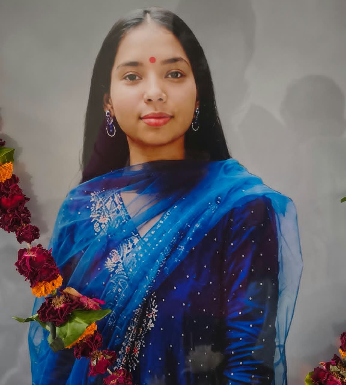 बीमारी के बावजूद ड्यूटी कराने का आरोप, दिव्यांशी की मौत के बाद KGMU में छात्रों का धरना